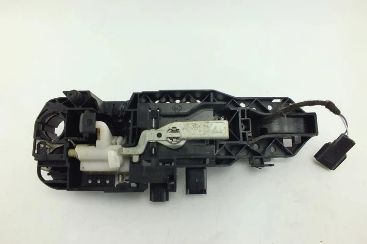 KLAMKA ZEWNĘTRZNA LEWY PRZÓD RENAULT MEGANE III (2008-2013) 1.9 DCI