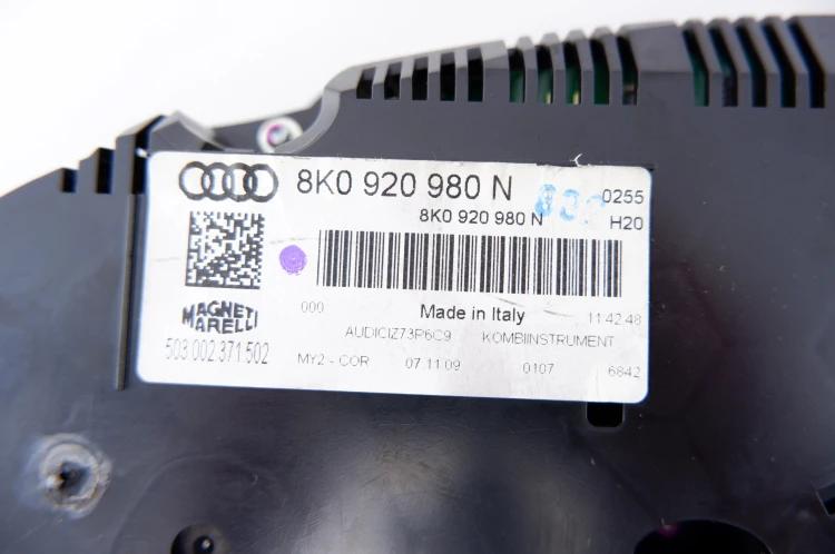LICZNIK AUDI A4 B8(2007-2015) 2.0 TDI 8K0920980N