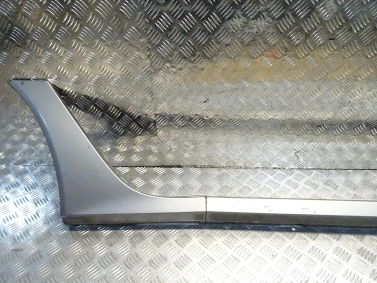 LISTWA PROGOWA PRAWA RENAULT KOLEOS (2008-2015)