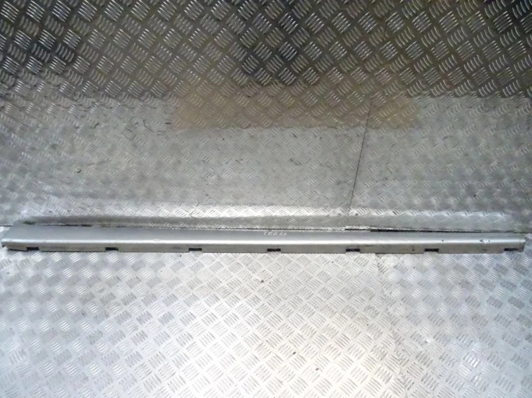 LISTWA PROGOWA PRAWA RENAULT MEGANE II LIFT GT