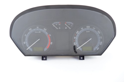 LICZNIK SKODA FABIA I LIFT (2004-2008) 1.4 16V 80KM 6Y0920883L