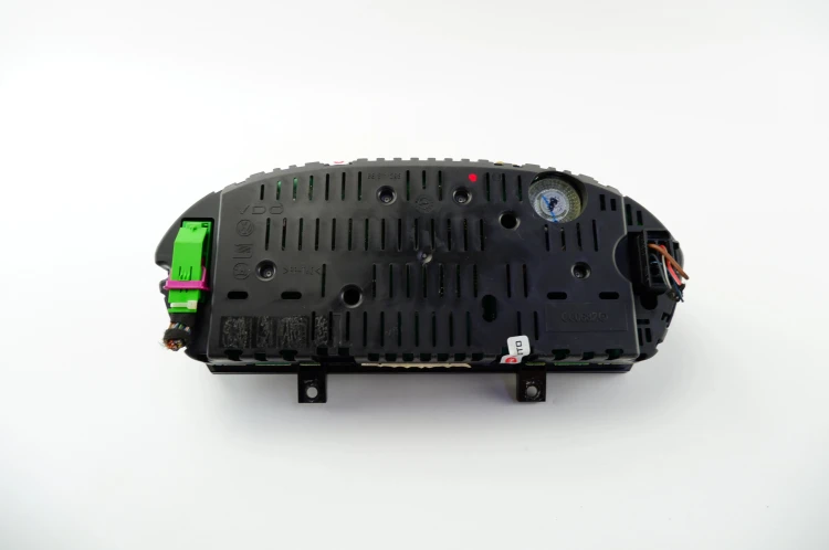 LICZNIK SKODA FABIA I LIFT (2004-2008) 1.4 16V 80KM 6Y0920883L
