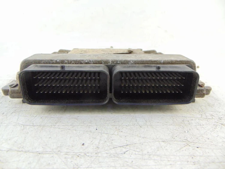 KOMPUTER STEROWNIK SILNIKA RENAULT SCENIC I LIFT (1999-2003) 1.6 16V 820029