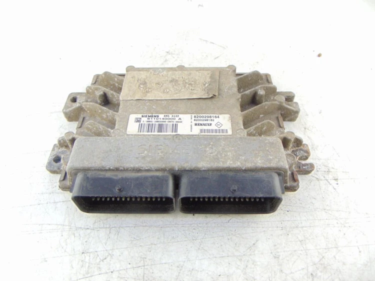 KOMPUTER STEROWNIK SILNIKA RENAULT SCENIC I LIFT (1999-2003) 1.6 16V 820029