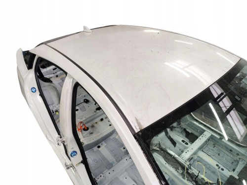 DACH TOYOTA PRIUS IV (2016-2019) 1.8 HYBRID 122KM