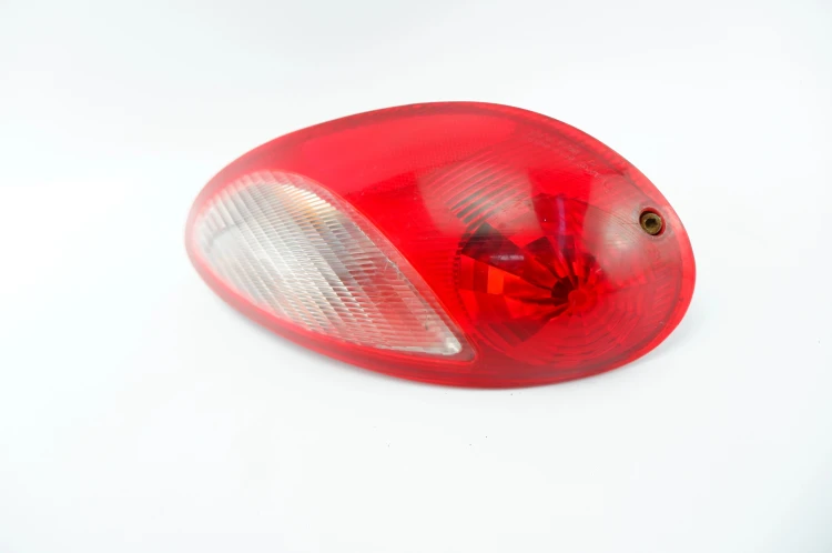 LAMPA PRAWY TYŁ CHRYSLER PT CRUISER (2000-2007) 2.0 16V 141KM