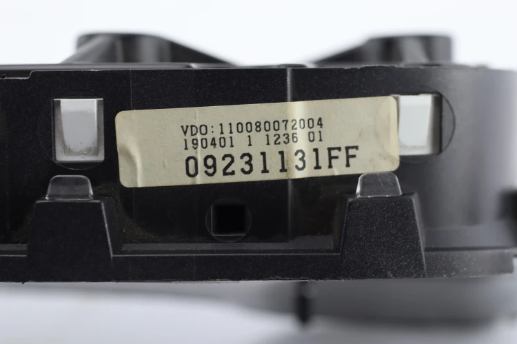 LICZNIK OPEL ASTRA II 1.6 16V 09231131FF