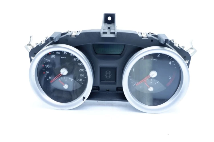 LICZNIK RENAULT MEGANE II LIFT (2005-2008) 1.9 DCI 8200462283 B