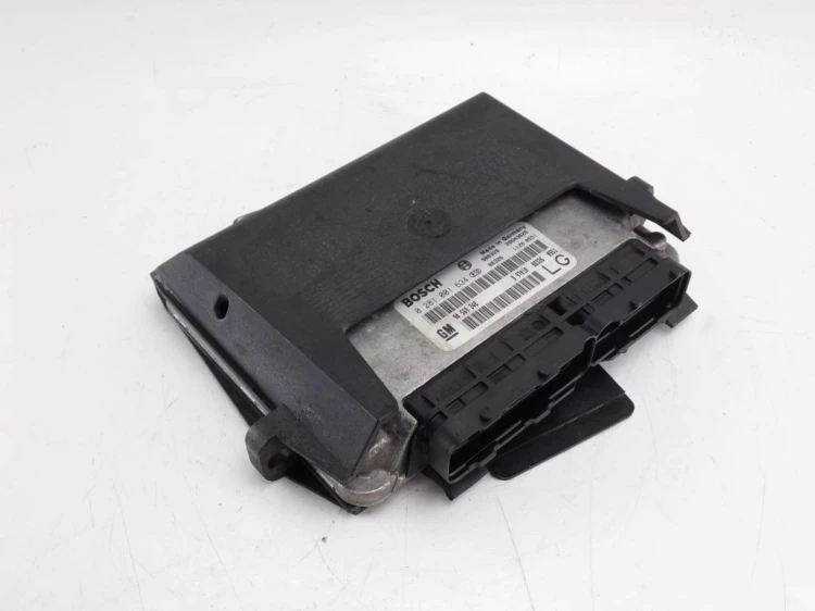 KOMPUTER STEROWNIK SILNIKA OPEL VECTRA B 2.0 DTI 90569348