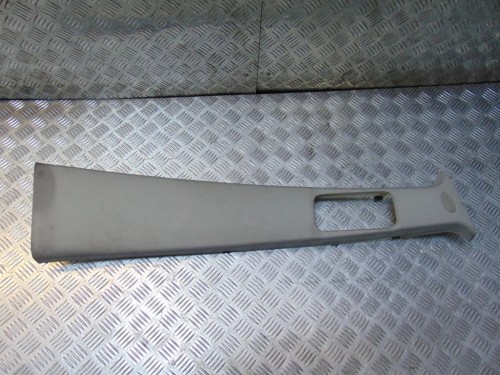OSŁONA SŁUPKA WEWNĘTRZNEGO PRAWA MERCEDES GL X164 3.2CDI