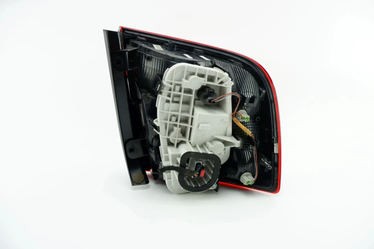 LAMPA PRAWY TYŁ SKODA RAPID LIFT (2017-) 1.0 TSI