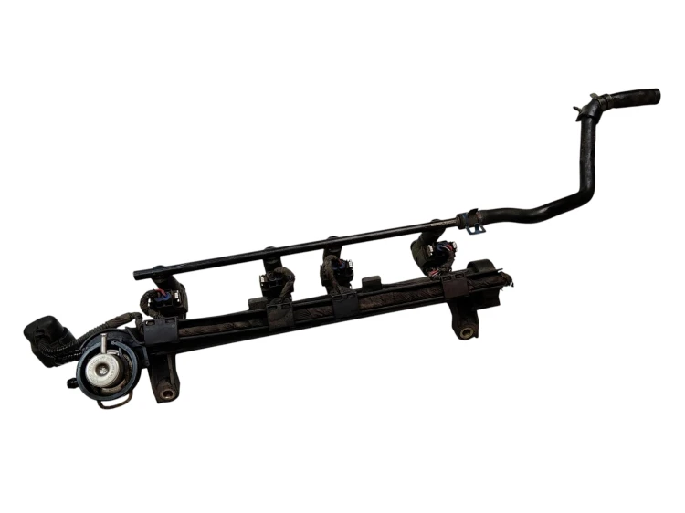 LISTWA WTRYSKOWA VOLKSWAGEN NEW BEETLE (1998-2005) 2.0 8V 115KM 037133317N