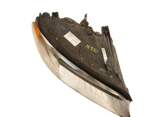 LAMPA PRAWY PRZÓD MITSUBISHI CARISMA LIFT (1999-2004) 1.9 DI-D 102KM