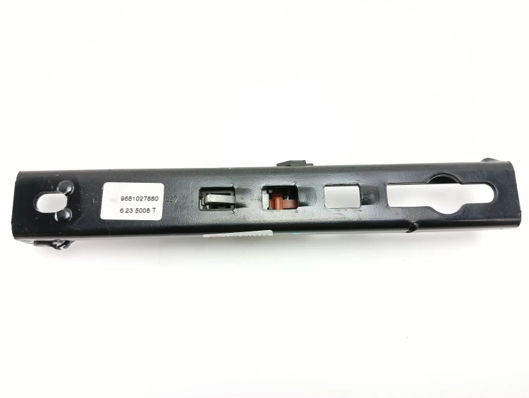 SUWAK REGULACJI PASA LEWY PRZÓD PEUGEOT 207 (2006-2009) 1.6 HDI 90KM 968102
