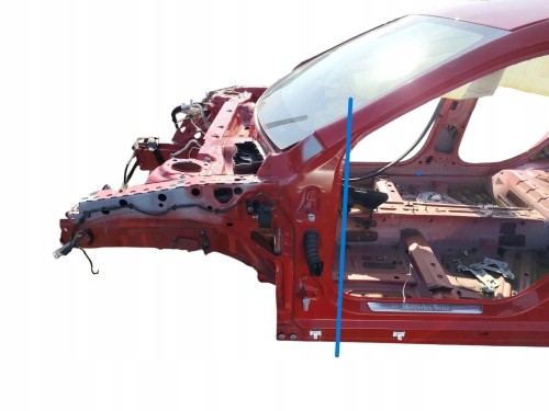 PODŁUŻNICA LEWA MERCEDES GLA X156 (2013-2019) 1.6 CGI 122KM