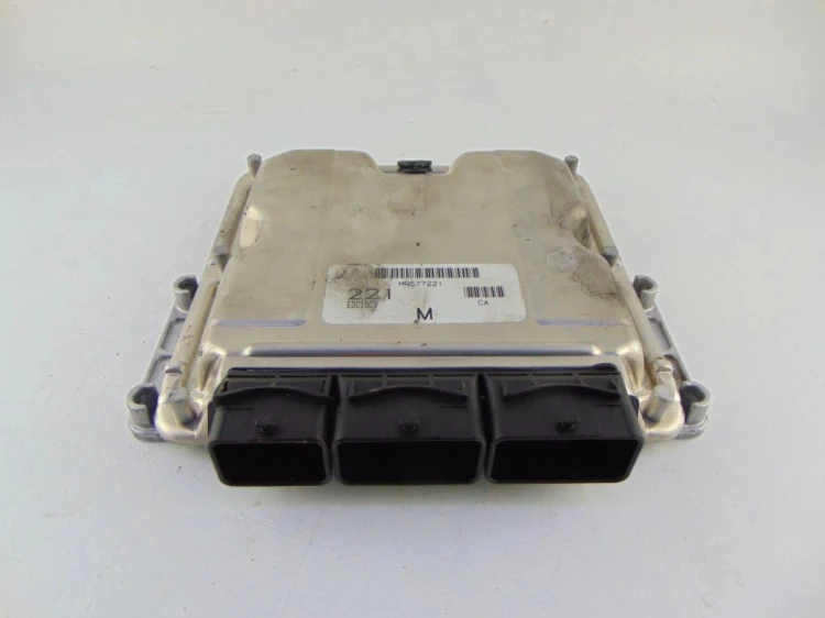 KOMPUTER STEROWNIK SILNIKA MITSUBISHI CARISMA 1.9 DI-D MR577221