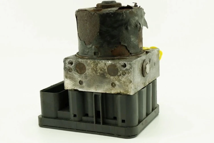 POMPA ABS RENAULT VEL SATIS (2002-2009) 2.2 DCI 8200183452B