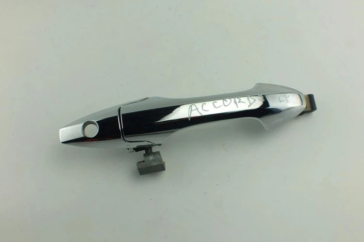 KLAMKA ZEWNĘTRZNA LEWY PRZÓD HONDA ACCORD VII LIFT 2.0 VTEC