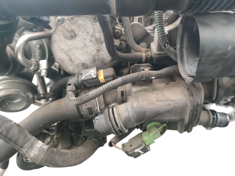 SILNIK KOMPLETNY CITROEN C4 II B7 LIFT (2015-2018) 1.2 THP 130KM HNY
