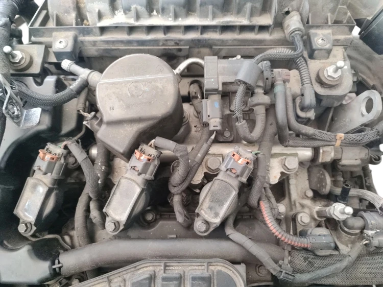 SILNIK KOMPLETNY CITROEN C4 II B7 LIFT (2015-2018) 1.2 THP 130KM HNY