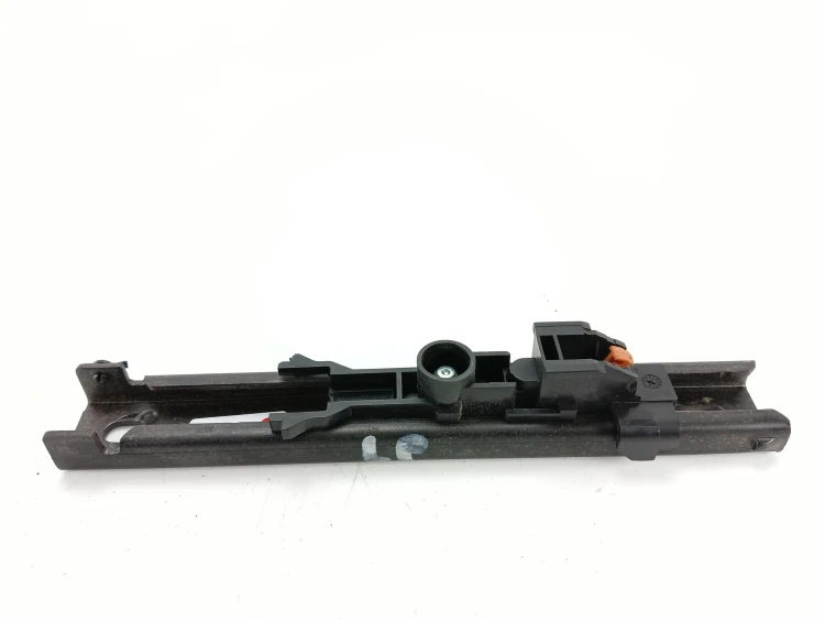 SUWAK REGULACJI PASA LEWY PRZÓD PEUGEOT 207 LIFT (2009-2012) 1.6 HDI 90KM 9