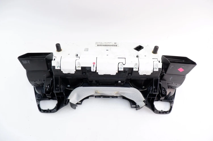 LICZNIK CITROEN C5 III LIFT (2012-2017) 2.0 HDI 163KM 9677285280