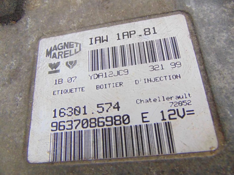 KOMPUTER STEROWNIK SILNIKA PEUGEOT 206 (1998-2002) 1.4 8V 9637086980