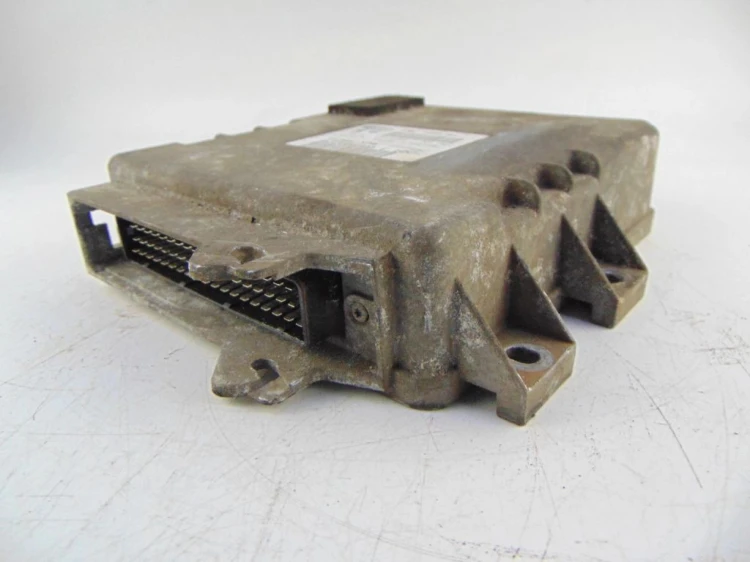 KOMPUTER STEROWNIK SILNIKA PEUGEOT 206 (1998-2002) 1.4 8V 9637086980