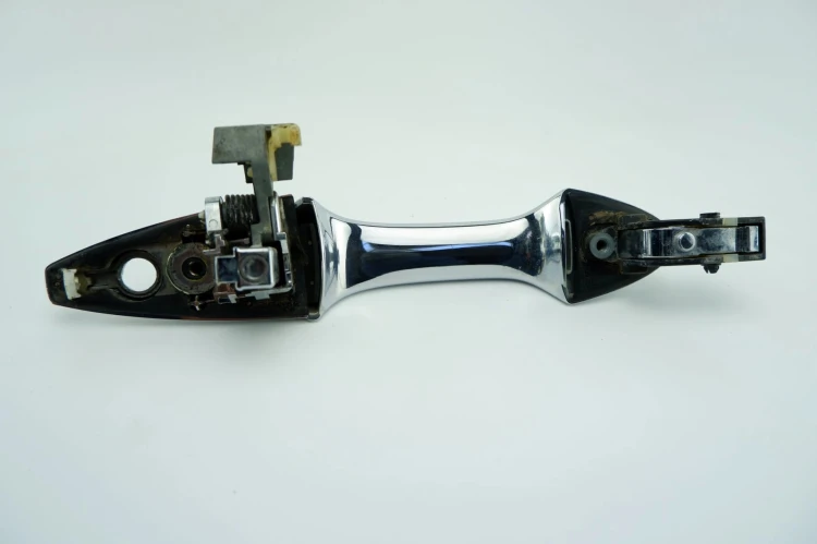 KLAMKA ZEWNĘTRZNA LEWY PRZÓD HONDA ACCORD VII(2002-2008) 2.2 I-CTDI