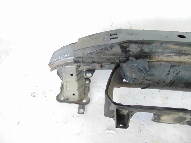 WZMOCNIENIE BELKA ZDERZAKA PRZÓD VOLVO V50 (2004-2007) 2.0 D 136KM