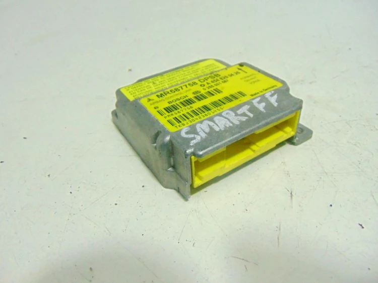 SENSOR PODUSZEK SMART FORFOUR 1.3 BENZ MR587758