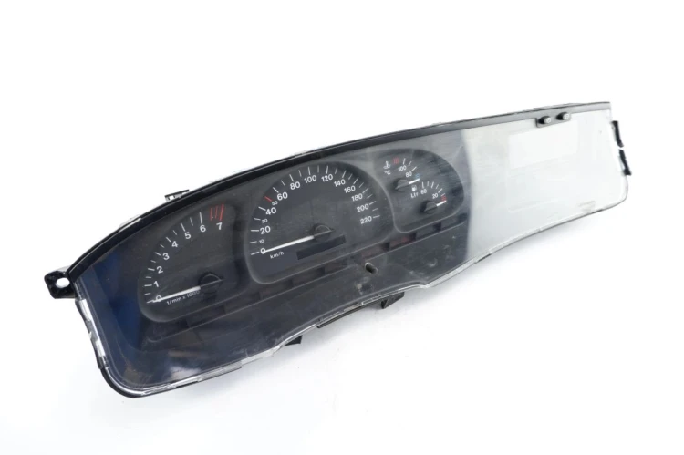 LICZNIK OPEL VECTRA B 1.6 16V 09134517LB