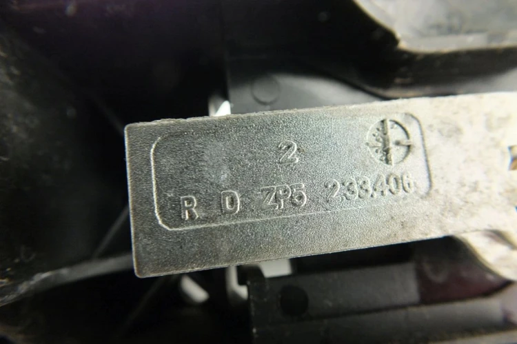 KLAMKA ZEWNĘTRZNA PRAWY PRZÓD RENAULT SCENIC III (2009-2013) 1.5 DCI