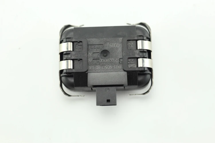 SENSOR DESZCZU JAGUAR XF I X250 (2007-2011) 3.0 D V6 211KM 8X23-17D547-BD