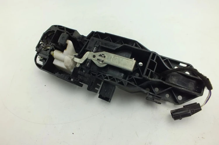 KLAMKA ZEWNĘTRZNA LEWY PRZÓD RENAULT SCENIC III (2009-2013) 2.0 16V