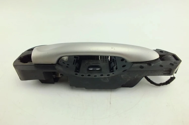 KLAMKA ZEWNĘTRZNA LEWY PRZÓD RENAULT SCENIC III (2009-2013) 2.0 16V