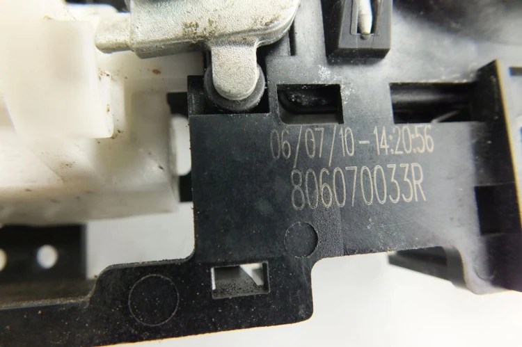 KLAMKA ZEWNĘTRZNA LEWY PRZÓD RENAULT SCENIC III (2009-2013) 2.0 16V