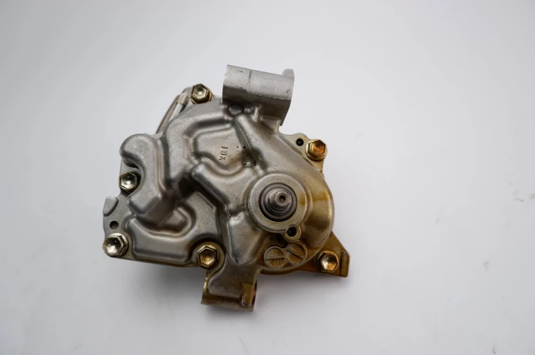 POMPA OLEJOWA TOYOTA AVENSIS T27 (2009-2011) 2.0 VALVEMATIC 152KM