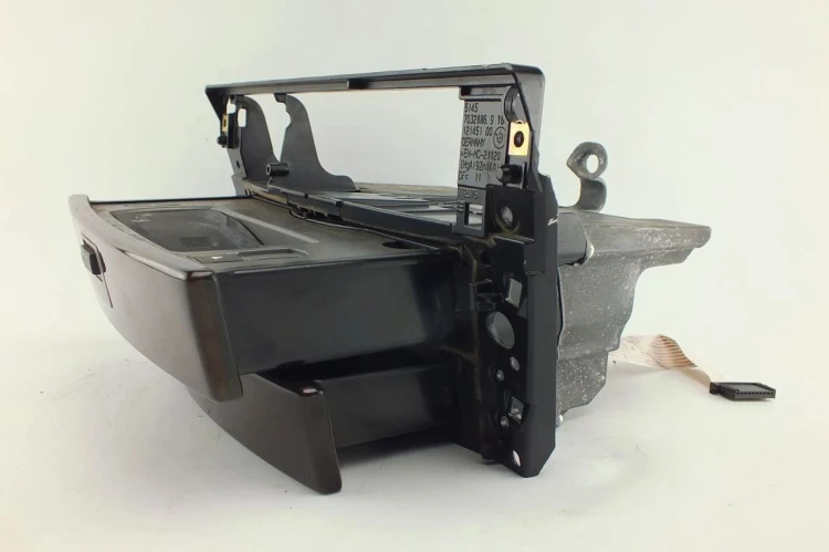 SCHOWEK DESKI PANEL ŚRODKOWY BMW E65 (2001-2005) 3.0D M57N 12145100