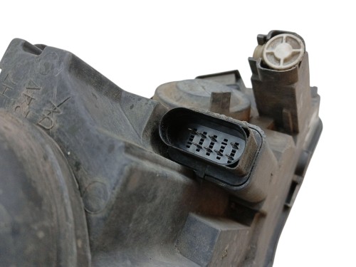 LAMPA LEWY PRZÓD VOLKSWAGEN PASSAT B6 (2005-2010) 2.0 TDI 140KM