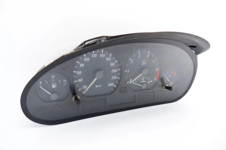 LICZNIK BMW E46 0263606325
