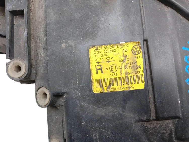 LAMPA PRAWY PRZÓD VOLKSWAGEN TOURAN I 1T (2003-2006) 1.9 TDI 105KM 1T094100