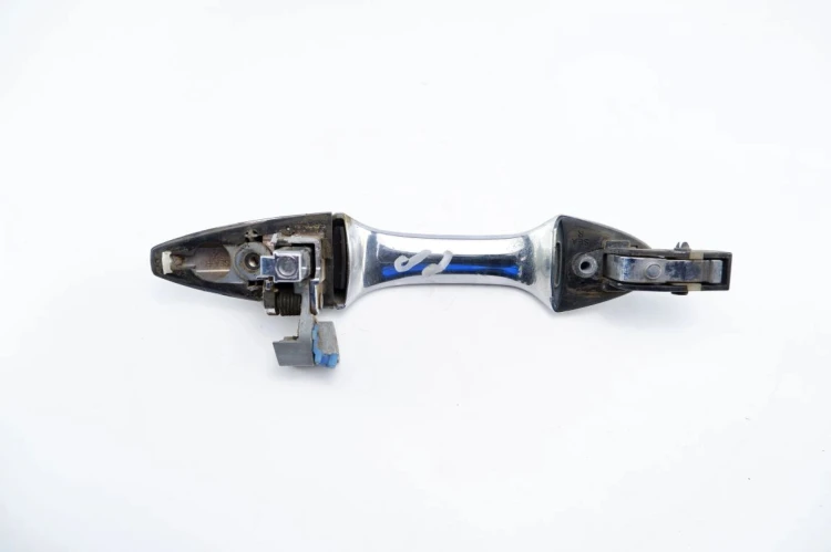 KLAMKA ZEWNĘTRZNA PRAWY PRZÓD HONDA ACCORD VII(2002-2008) 2.2 I-CTDI