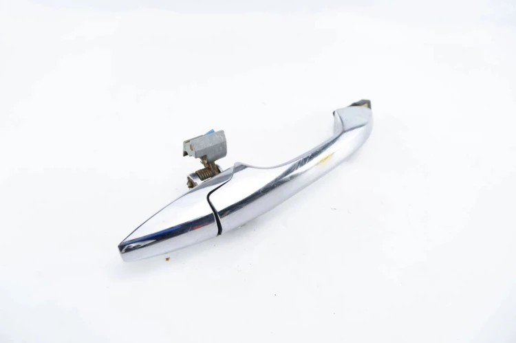 KLAMKA ZEWNĘTRZNA PRAWY PRZÓD HONDA ACCORD VII(2002-2008) 2.2 I-CTDI