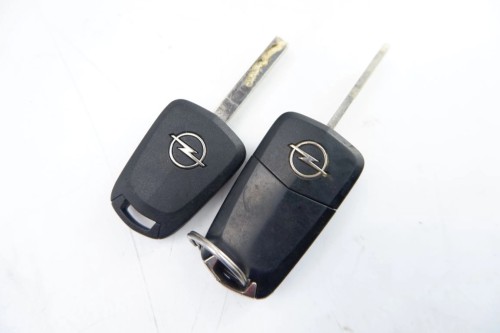 ZESTAW STARTOWY OPEL ASTRA H (2006-2014) 55567114