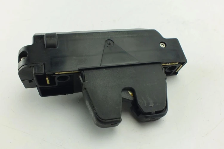 ZAMEK KLAPY BAGAŻNIKA CITROEN XSARA PICASSO LIFT (2004-2008) 9646091580