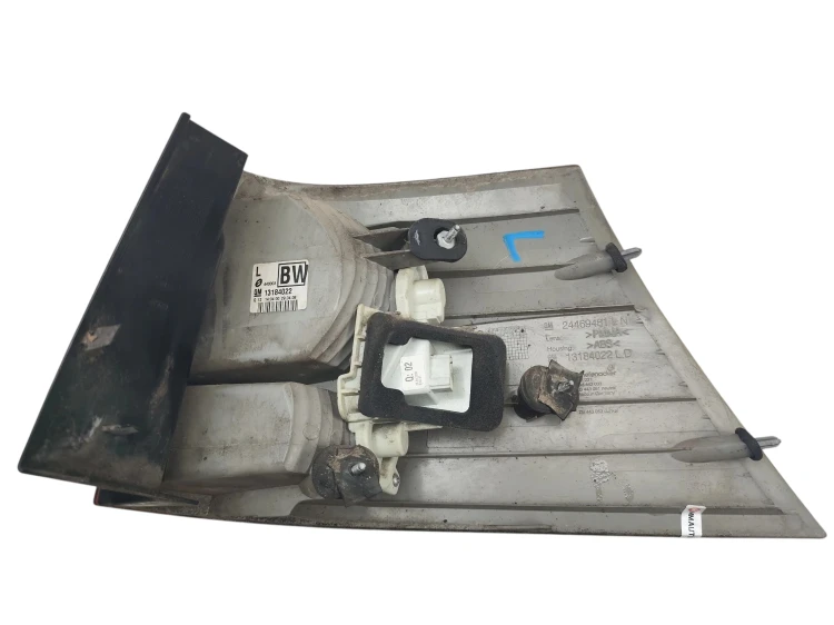 LAMPA LEWY TYŁ OPEL VECTRA C LIFT (2005-2008) 1.9 CDTI 150KM 13184022