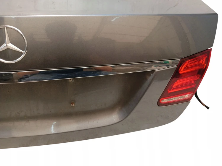 KLAPA BAGAŻNIKA MERCEDES E W212 LIFT (2012-2016) 2.2 BlueTEC 170KM