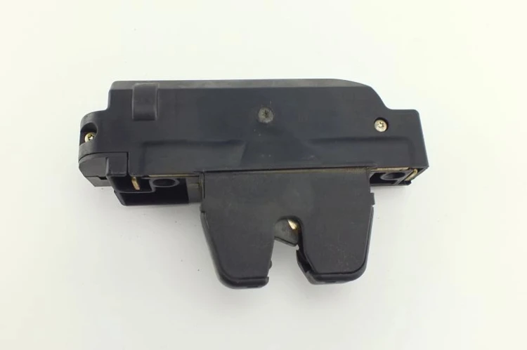 ZAMEK KLAPY BAGAŻNIKA CITROEN XSARA PICASSO (1999-2004)