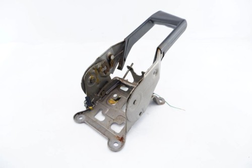 DŹWIGNIA HAMULCA RĘCZNEGO RENAULT MEGANE II (2002-2005) 8200273002